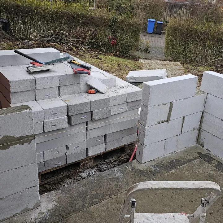 Neu erstelltes Mauerwerk im Aussenbereich